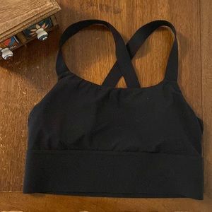 Athleta switchback yoga top